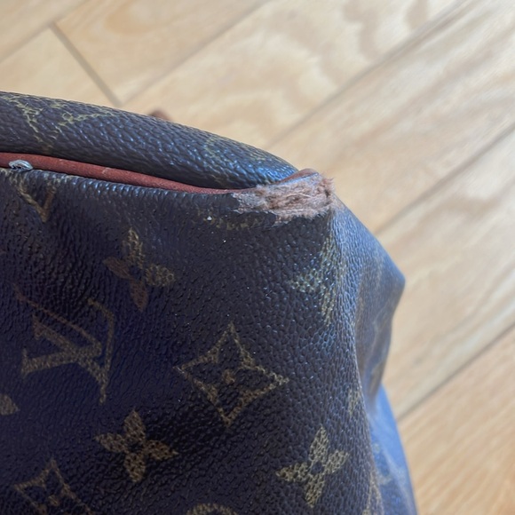 Vintage 40+ year old Speedy Louis Vuitton Bag - Picture 8 of 12